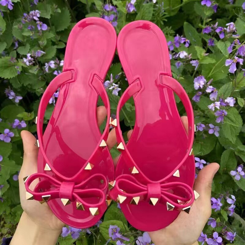 Studded bowknot flip-flops sandals